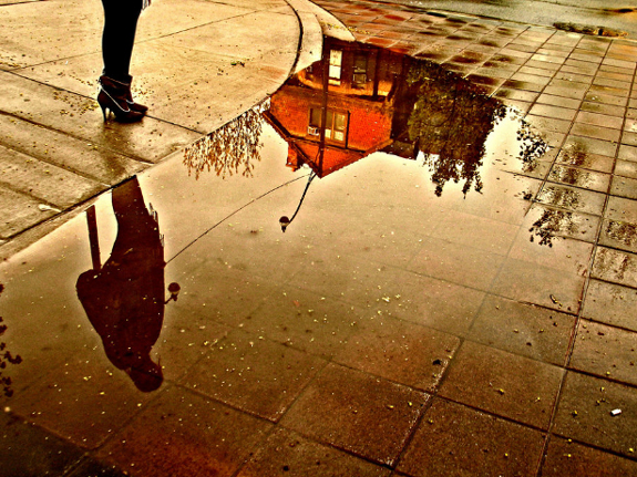 Amazing Photos of Mirror and Reflection Photography 27