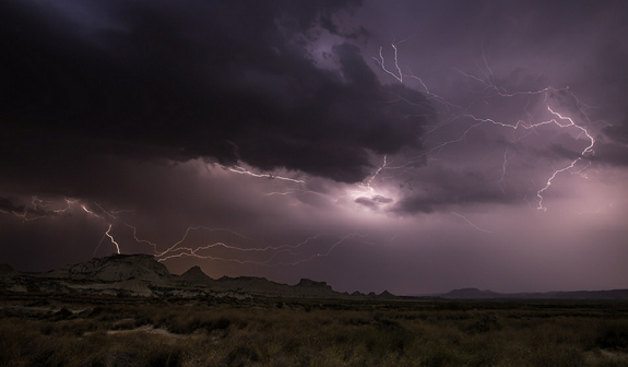 Bardenas Storm II - Lightning Photography